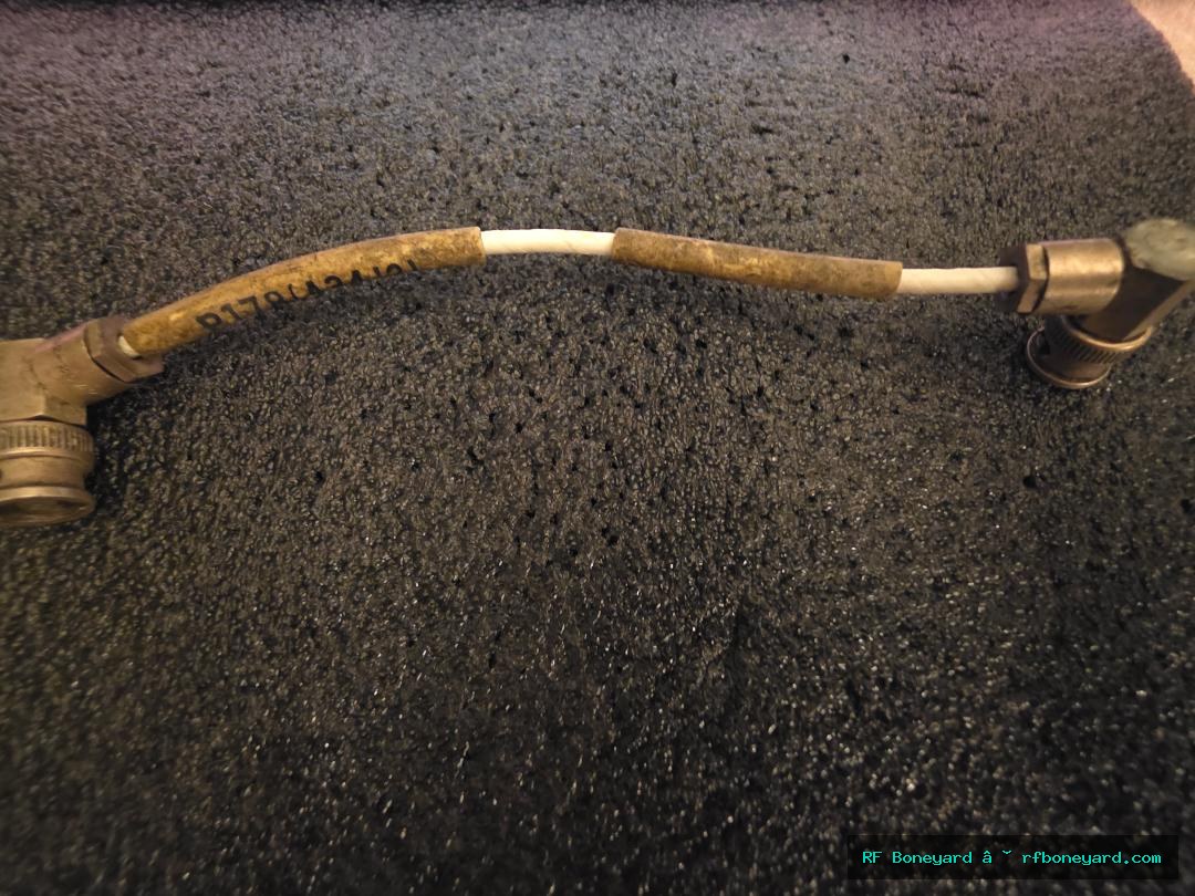 Right-Angle  micro  BNC Male to micro BNC Male Short RF Coaxial Pigtail Jumper Cable